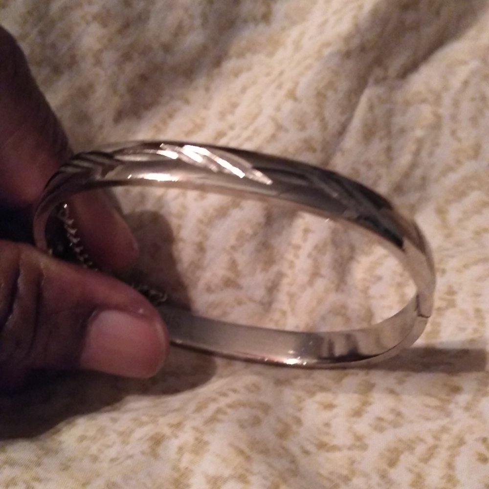 Vintage Silver Plated Bangle